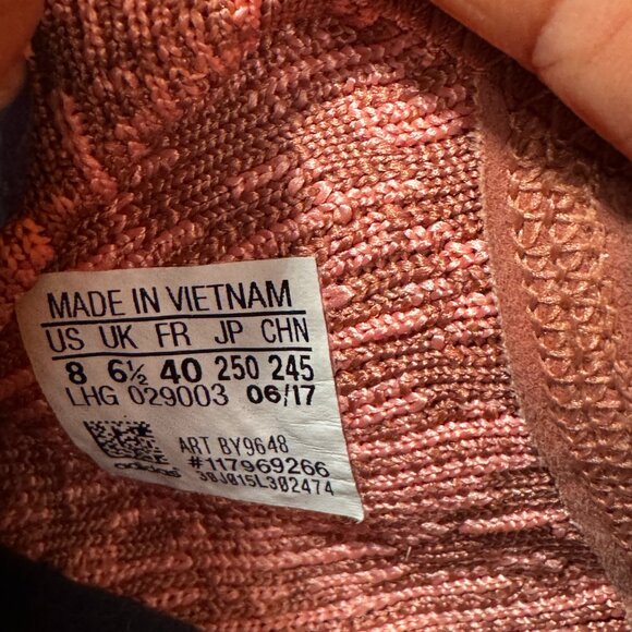 Adidas NMD R1 Primeknit in Raw Pink - Picture 6 of 6